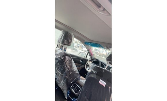 Buy Import Hyundai Santa Fe White Car in Import - Dubai in Bengo Province Buy Import Hyundai Santa Fe White Car in Import - Dubai in Bengo Province
