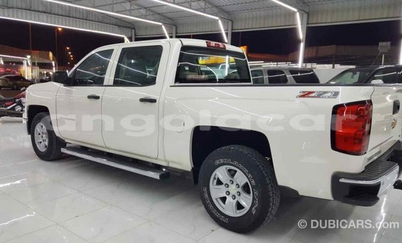 Comprar Importar Chevrolet Silverado Branco Carro em Import - Dubai em Bengo Province Comprar Importar Chevrolet Silverado Branco Carro em Import - Dubai em Bengo Province