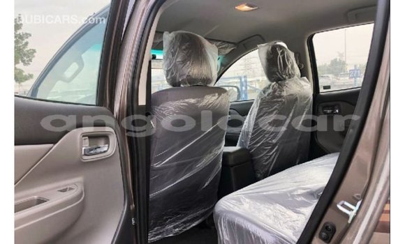 Buy Import Mitsubishi L200 Brown Car in Import - Dubai in Bengo Province Buy Import Mitsubishi L200 Brown Car in Import - Dubai in Bengo Province