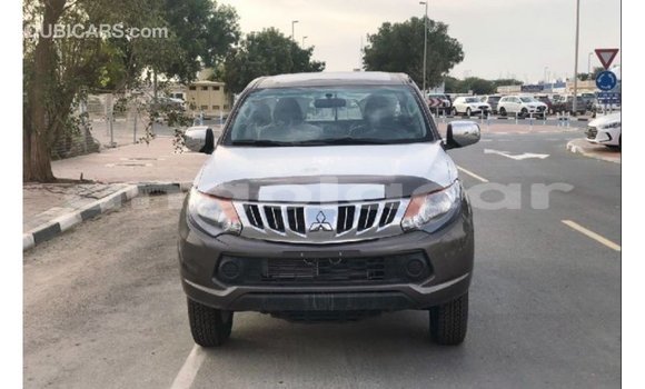 Buy Import Mitsubishi L200 Brown Car in Import - Dubai in Bengo Province Buy Import Mitsubishi L200 Brown Car in Import - Dubai in Bengo Province