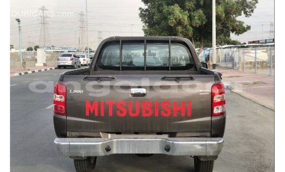 Buy Import Mitsubishi L200 Brown Car in Import - Dubai in Bengo Province Buy Import Mitsubishi L200 Brown Car in Import - Dubai in Bengo Province