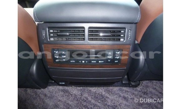 Comprar Importar Toyota Land Cruiser Vermelho Carro em Import - Dubai em Bengo Province Comprar Importar Toyota Land Cruiser Vermelho Carro em Import - Dubai em Bengo Province