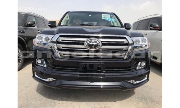 Acheter Import Voiture Toyota Land Cruiser Noir à Import - Dubai, Province de Bengo Acheter Import Voiture Toyota Land Cruiser Noir à Import - Dubai, Province de Bengo
