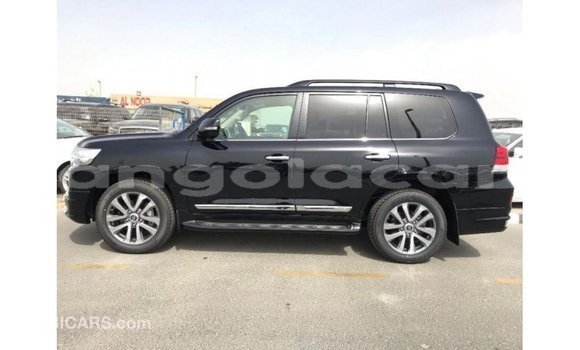 Acheter Import Voiture Toyota Land Cruiser Noir à Import - Dubai, Province de Bengo Acheter Import Voiture Toyota Land Cruiser Noir à Import - Dubai, Province de Bengo