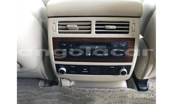 Comprar Importar Toyota Land Cruiser Branco Carro em Import - Dubai em Bengo Province Comprar Importar Toyota Land Cruiser Branco Carro em Import - Dubai em Bengo Province