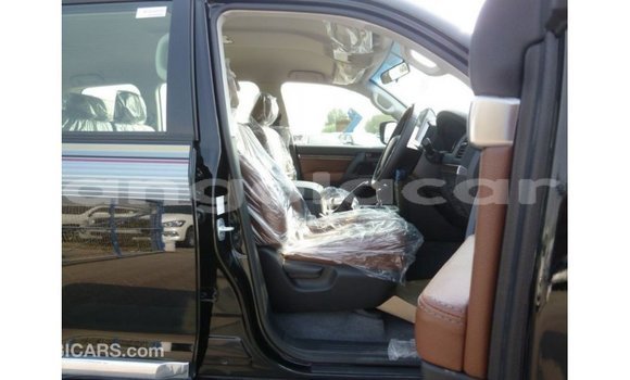 Comprar Importar Toyota Land Cruiser Preto Carro em Import - Dubai em Bengo Province Comprar Importar Toyota Land Cruiser Preto Carro em Import - Dubai em Bengo Province