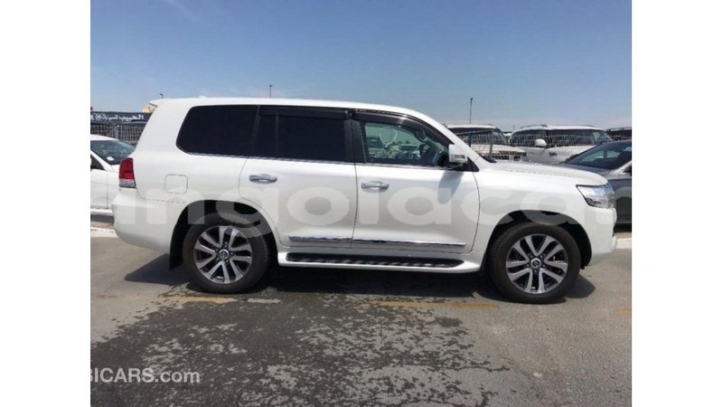 Big with watermark toyota land cruiser bengo province import dubai 7015