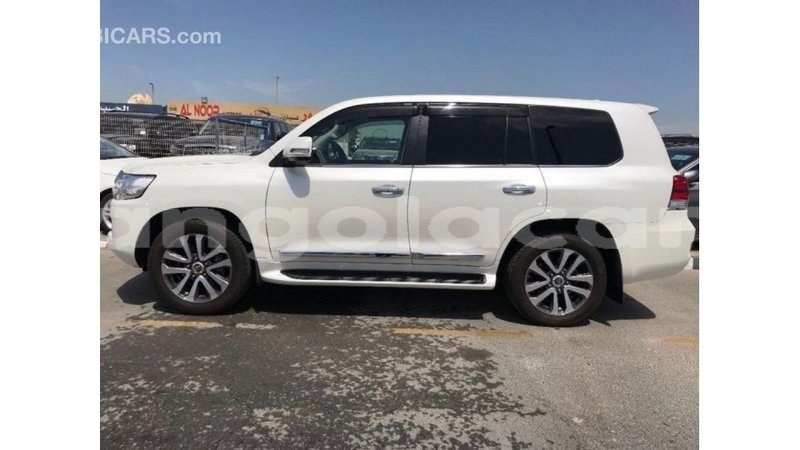Big with watermark toyota land cruiser bengo province import dubai 7015