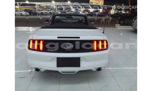 Comprar Importar Ford Mustang Branco Carro em Import - Dubai em Bengo Province Comprar Importar Ford Mustang Branco Carro em Import - Dubai em Bengo Province