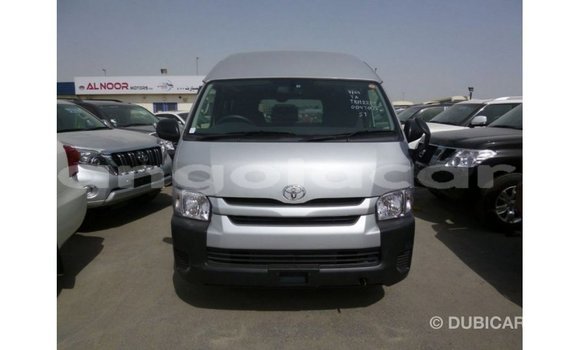 Comprar Importar Toyota Hiace Outro Carro em Import - Dubai em Bengo Province Comprar Importar Toyota Hiace Outro Carro em Import - Dubai em Bengo Province