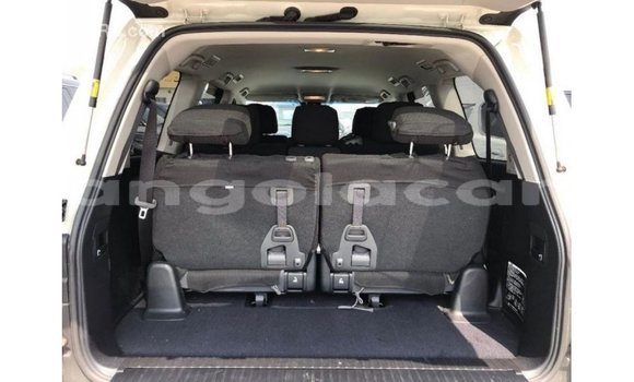 Comprar Importar Toyota Land Cruiser Branco Carro em Import - Dubai em Bengo Province Comprar Importar Toyota Land Cruiser Branco Carro em Import - Dubai em Bengo Province