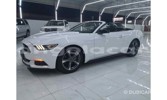 Comprar Importar Ford Mustang Branco Carro em Import - Dubai em Bengo Province Comprar Importar Ford Mustang Branco Carro em Import - Dubai em Bengo Province