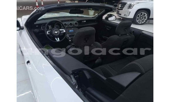 Comprar Importar Ford Mustang Branco Carro em Import - Dubai em Bengo Province Comprar Importar Ford Mustang Branco Carro em Import - Dubai em Bengo Province
