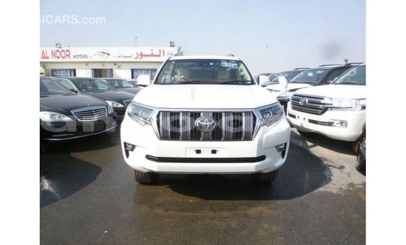 Comprar Importar Toyota Prado Branco Carro em Import - Dubai em Bengo Province Comprar Importar Toyota Prado Branco Carro em Import - Dubai em Bengo Province