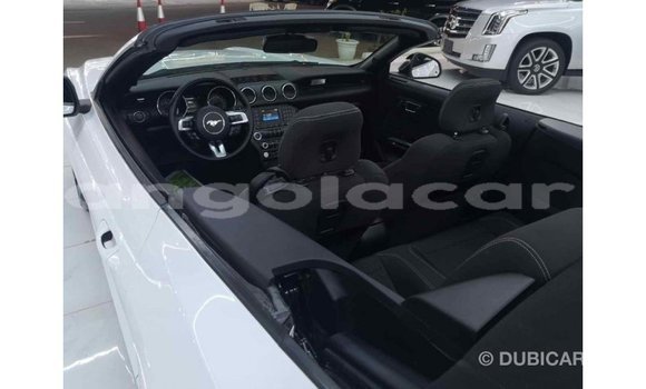 Comprar Importar Ford Mustang Branco Carro em Import - Dubai em Bengo Province Comprar Importar Ford Mustang Branco Carro em Import - Dubai em Bengo Province