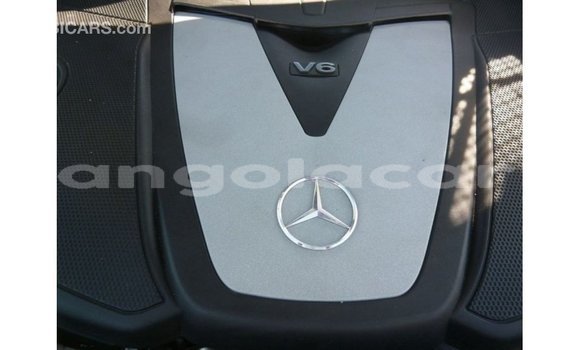 Comprar Importar Mercedes-Benz 190 Branco Carro em Import - Dubai em Bengo Province Comprar Importar Mercedes-Benz 190 Branco Carro em Import - Dubai em Bengo Province