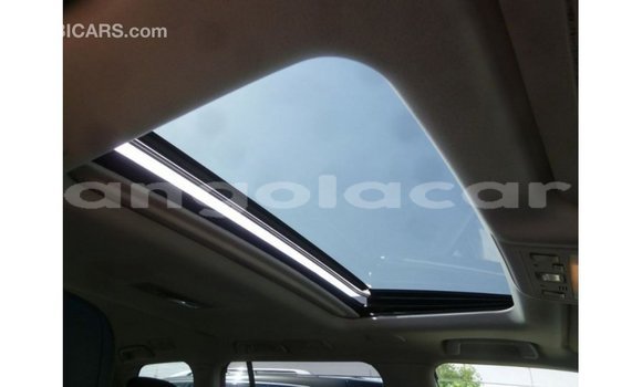 Comprar Importar Toyota Land Cruiser Branco Carro em Import - Dubai em Bengo Province Comprar Importar Toyota Land Cruiser Branco Carro em Import - Dubai em Bengo Province