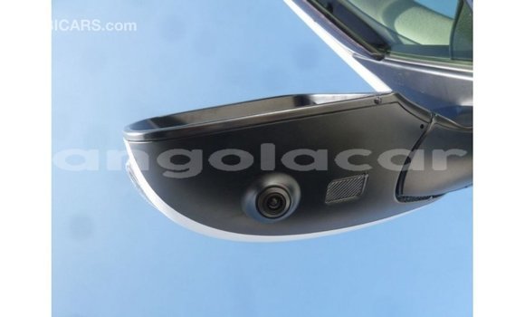 Comprar Importar Toyota Land Cruiser Branco Carro em Import - Dubai em Bengo Province Comprar Importar Toyota Land Cruiser Branco Carro em Import - Dubai em Bengo Province