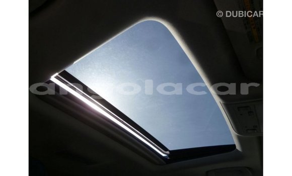 Comprar Importar Toyota Land Cruiser Branco Carro em Import - Dubai em Bengo Province Comprar Importar Toyota Land Cruiser Branco Carro em Import - Dubai em Bengo Province