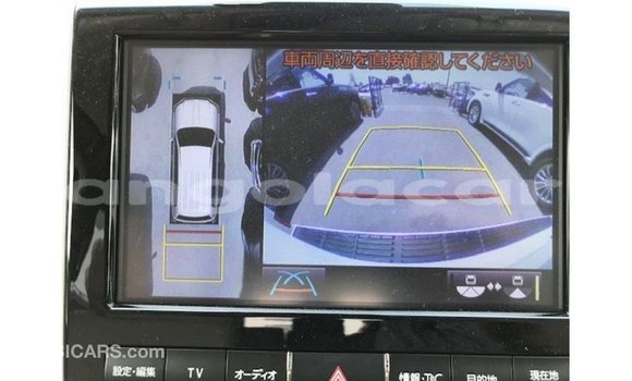 Comprar Importar Toyota Land Cruiser Branco Carro em Import - Dubai em Bengo Province Comprar Importar Toyota Land Cruiser Branco Carro em Import - Dubai em Bengo Province