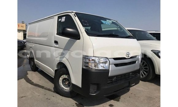 Comprar Importar Toyota Hiace Branco Carro em Import - Dubai em Bengo Province Comprar Importar Toyota Hiace Branco Carro em Import - Dubai em Bengo Province