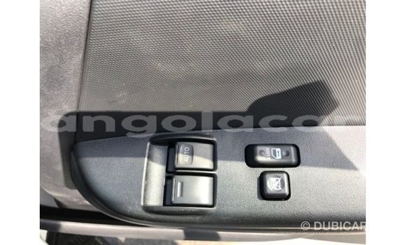 Comprar Importar Toyota Hiace Branco Carro em Import - Dubai em Bengo Province Comprar Importar Toyota Hiace Branco Carro em Import - Dubai em Bengo Province