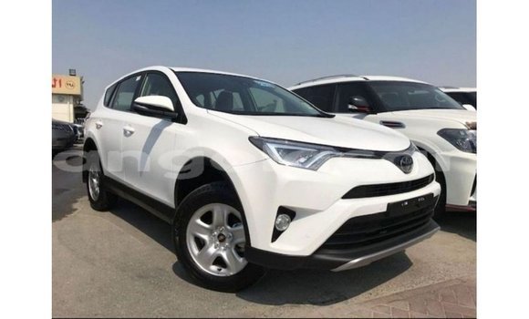 Comprar Importar Toyota 4Runner Branco Carro em Import - Dubai em Bengo Province Comprar Importar Toyota 4Runner Branco Carro em Import - Dubai em Bengo Province