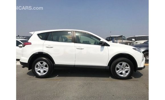 Comprar Importar Toyota 4Runner Branco Carro em Import - Dubai em Bengo Province Comprar Importar Toyota 4Runner Branco Carro em Import - Dubai em Bengo Province