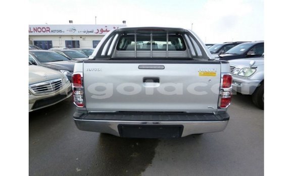 Comprar Importar Toyota Hilux Outro Carro em Import - Dubai em Bengo Province Comprar Importar Toyota Hilux Outro Carro em Import - Dubai em Bengo Province