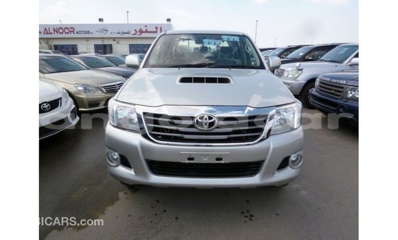 Comprar Importar Toyota Hilux Outro Carro em Import - Dubai em Bengo Province Comprar Importar Toyota Hilux Outro Carro em Import - Dubai em Bengo Province