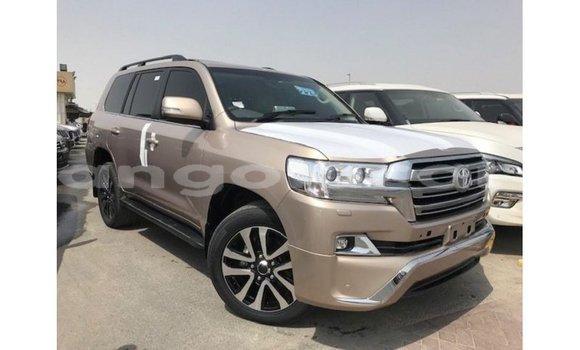 Comprar Importar Toyota Land Cruiser Outro Carro em Import - Dubai em Bengo Province Comprar Importar Toyota Land Cruiser Outro Carro em Import - Dubai em Bengo Province
