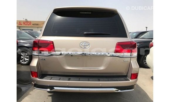 Comprar Importar Toyota Land Cruiser Outro Carro em Import - Dubai em Bengo Province Comprar Importar Toyota Land Cruiser Outro Carro em Import - Dubai em Bengo Province