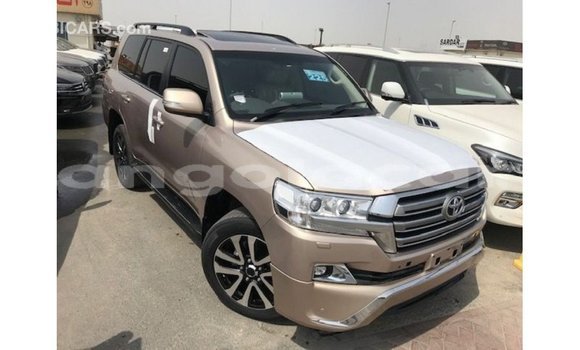 Comprar Importar Toyota Land Cruiser Outro Carro em Import - Dubai em Bengo Province Comprar Importar Toyota Land Cruiser Outro Carro em Import - Dubai em Bengo Province