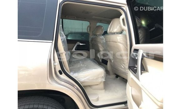 Comprar Importar Toyota Land Cruiser Outro Carro em Import - Dubai em Bengo Province Comprar Importar Toyota Land Cruiser Outro Carro em Import - Dubai em Bengo Province