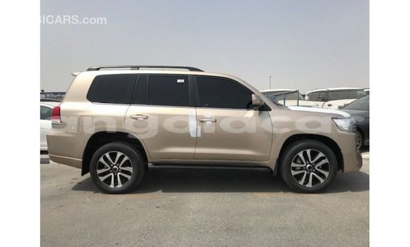 Comprar Importar Toyota Land Cruiser Outro Carro em Import - Dubai em Bengo Province Comprar Importar Toyota Land Cruiser Outro Carro em Import - Dubai em Bengo Province