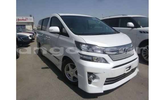 Comprar Importar Toyota Vellfire Branco Carro em Import - Dubai em Bengo Province Comprar Importar Toyota Vellfire Branco Carro em Import - Dubai em Bengo Province