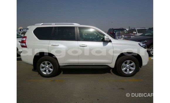 Acheter Import Voiture Toyota Prado Blanc à Import - Dubai, Province de Bengo Acheter Import Voiture Toyota Prado Blanc à Import - Dubai, Province de Bengo