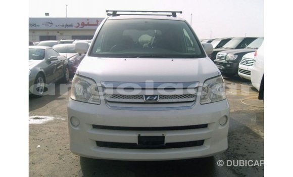 Comprar Importar Toyota Noah Branco Carro em Import - Dubai em Bengo Province Comprar Importar Toyota Noah Branco Carro em Import - Dubai em Bengo Province