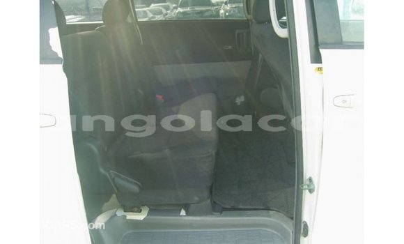 Comprar Importar Toyota Noah Branco Carro em Import - Dubai em Bengo Province Comprar Importar Toyota Noah Branco Carro em Import - Dubai em Bengo Province