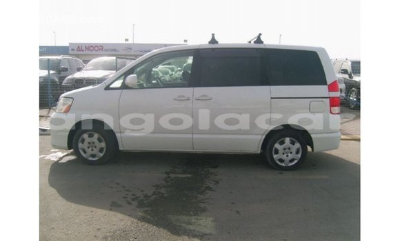 Comprar Importar Toyota Noah Branco Carro em Import - Dubai em Bengo Province Comprar Importar Toyota Noah Branco Carro em Import - Dubai em Bengo Province