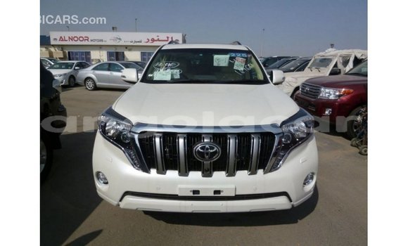 Acheter Import Voiture Toyota Prado Blanc à Import - Dubai, Province de Bengo Acheter Import Voiture Toyota Prado Blanc à Import - Dubai, Province de Bengo