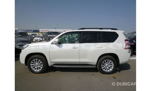 Acheter Import Voiture Toyota Prado Blanc à Import - Dubai, Province de Bengo Acheter Import Voiture Toyota Prado Blanc à Import - Dubai, Province de Bengo
