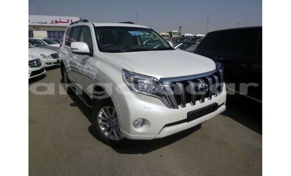 Acheter Import Voiture Toyota Prado Blanc à Import - Dubai, Province de Bengo Acheter Import Voiture Toyota Prado Blanc à Import - Dubai, Province de Bengo