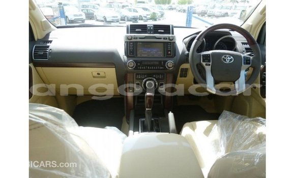 Acheter Import Voiture Toyota Prado Blanc à Import - Dubai, Province de Bengo Acheter Import Voiture Toyota Prado Blanc à Import - Dubai, Province de Bengo