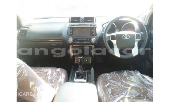 Comprar Importar Toyota Prado Branco Carro em Import - Dubai em Bengo Province Comprar Importar Toyota Prado Branco Carro em Import - Dubai em Bengo Province