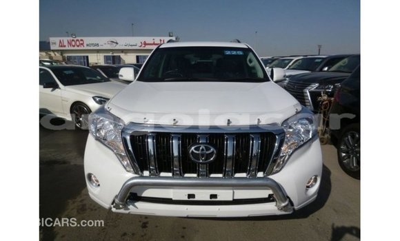 Comprar Importar Toyota Prado Branco Carro em Import - Dubai em Bengo Province Comprar Importar Toyota Prado Branco Carro em Import - Dubai em Bengo Province