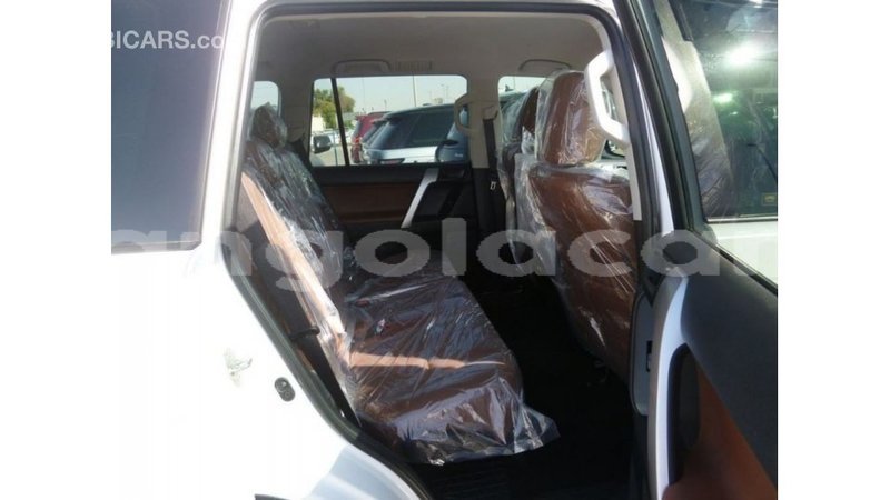 Big with watermark toyota prado bengo province import dubai 7063