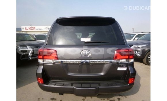 Comprar Importar Toyota Land Cruiser Outro Carro em Import - Dubai em Bengo Province Comprar Importar Toyota Land Cruiser Outro Carro em Import - Dubai em Bengo Province