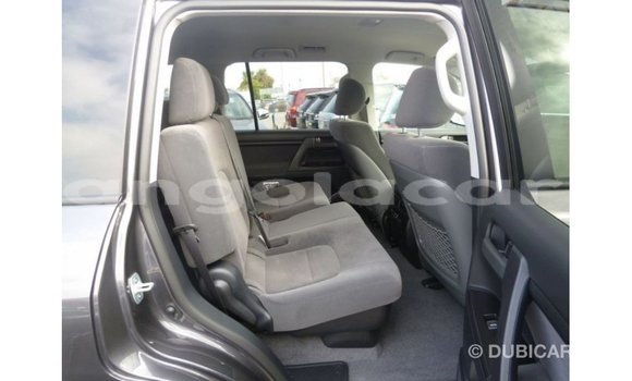 Comprar Importar Toyota Land Cruiser Outro Carro em Import - Dubai em Bengo Province Comprar Importar Toyota Land Cruiser Outro Carro em Import - Dubai em Bengo Province