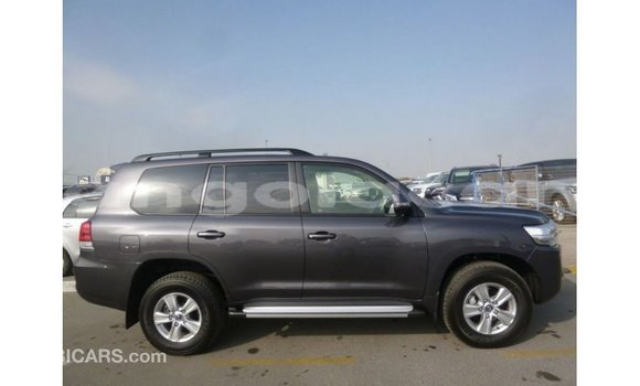 Comprar Importar Toyota Land Cruiser Outro Carro em Import - Dubai em Bengo Province Comprar Importar Toyota Land Cruiser Outro Carro em Import - Dubai em Bengo Province